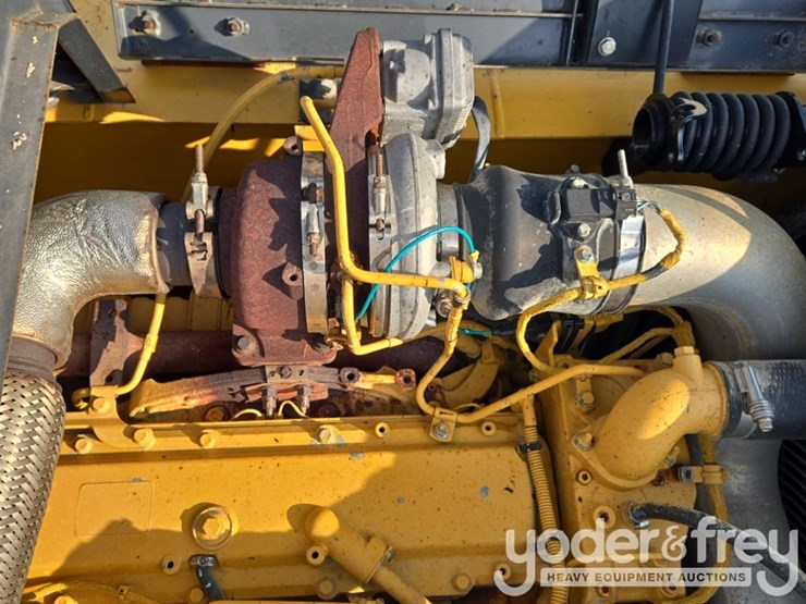 2019-deere-210g-lc-image-57
