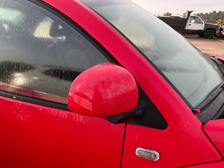 #1307-•-2001-volkswagon-beetle-(has-wi-title)-image-18