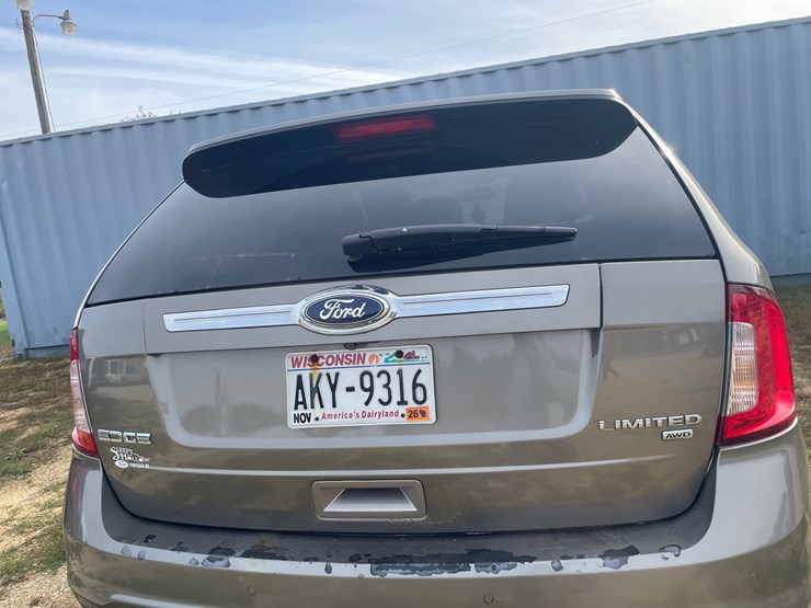 2012-ford-edge-image-16
