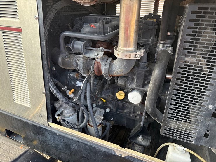 #2076-•-lincoln-vantage-549-welder-image-4