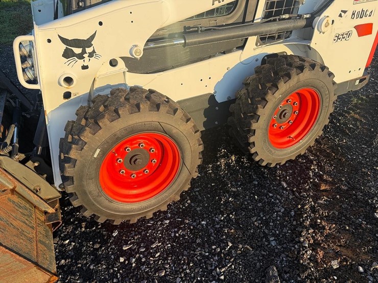 2017-bobcat-s550-image-12