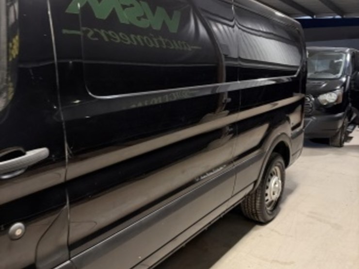 2021-ford-transit-image-5