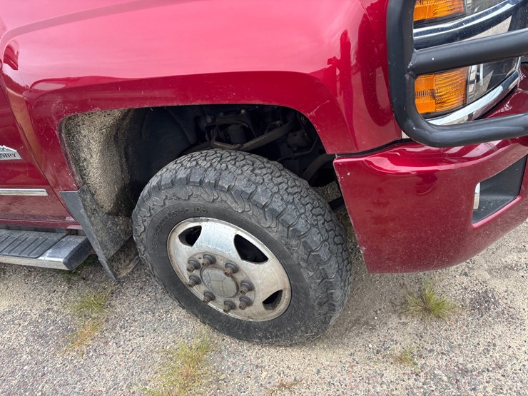 2019-chevrolet-silverado-3500hd-image-18