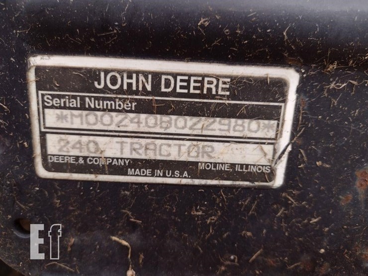 john-deere-240-image-5