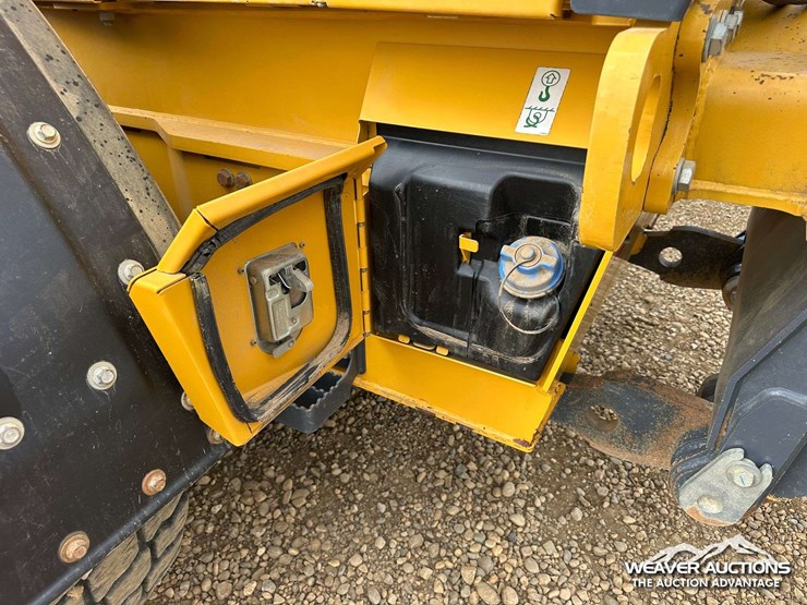 john-deere-872-image-104