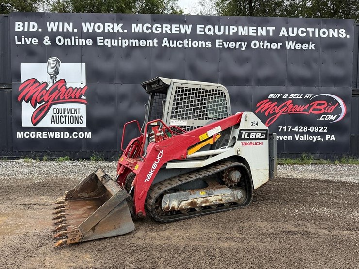2020-takeuchi-tl8-image-1