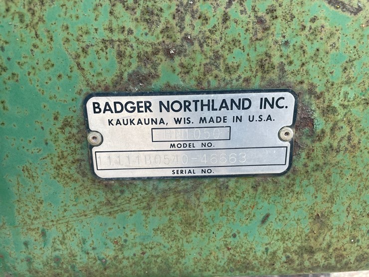 #1020-•-badger-chopper-box-image-42