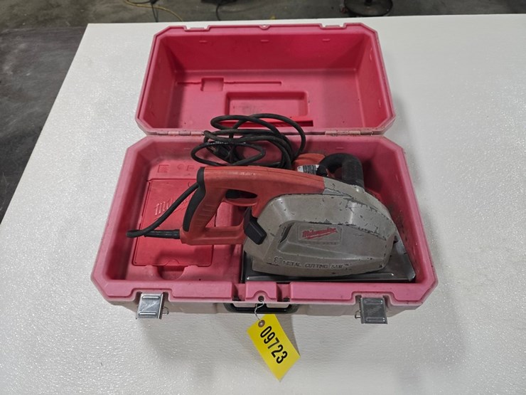 #9723-•-milwaukee-8"-metal-cutting-saw-image-2