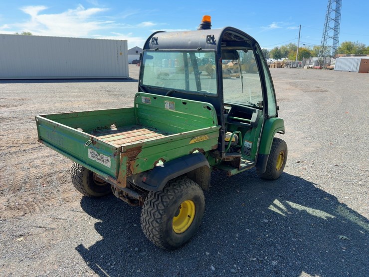 john-deere-gator-image-5