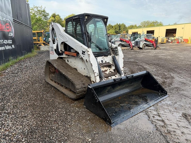 2006-bobcat-t300-image-6
