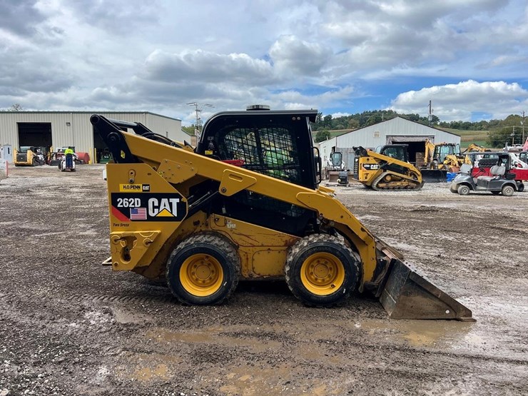2015-caterpillar-262d-image-9