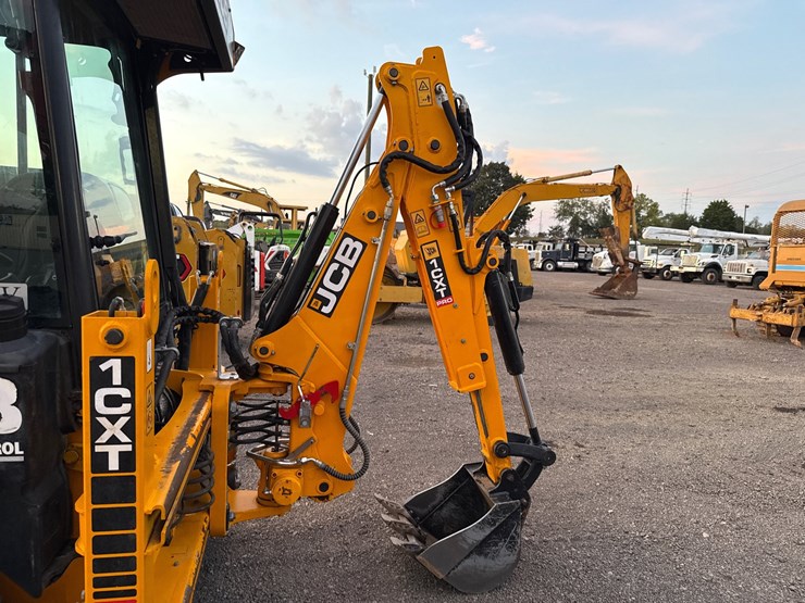 jcb-1cxt-image-10