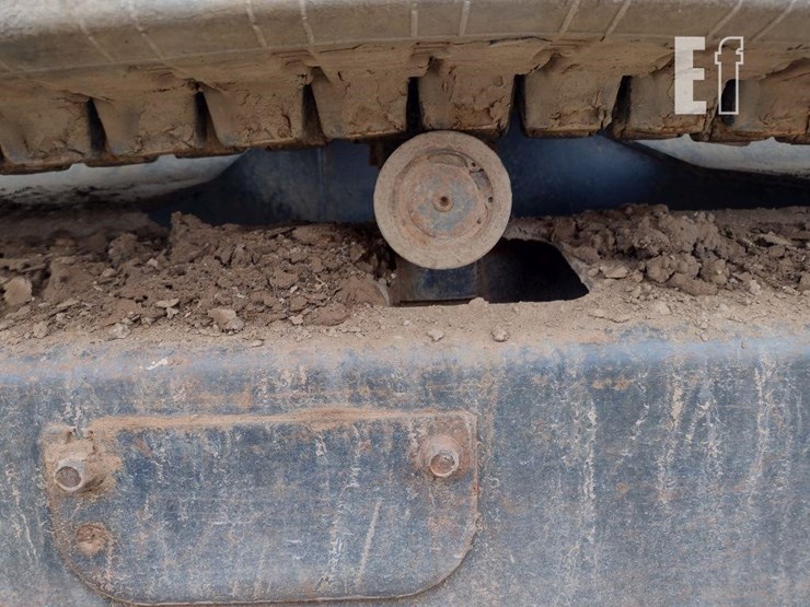 2012-bobcat-e35-image-14
