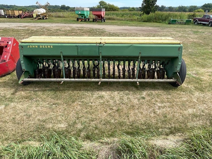 john-deere-12-image-6