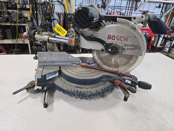 #9717-•-bosch-12"-compound-miter-saw-image-13