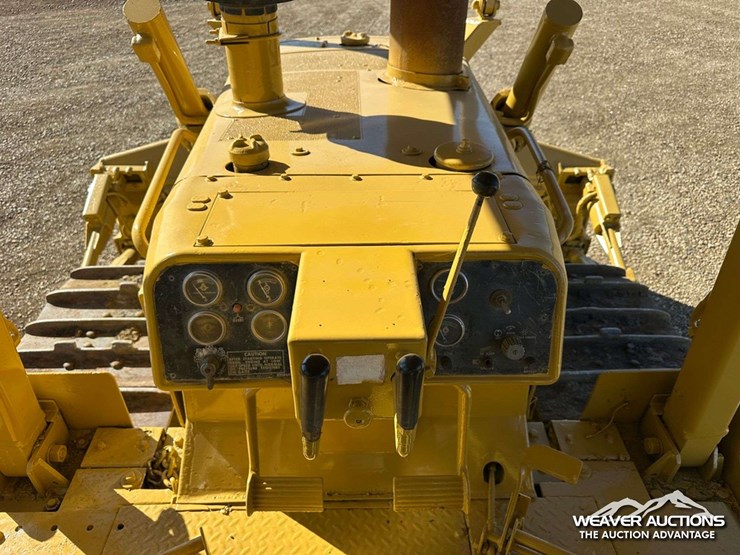 caterpillar-d6d-image-8