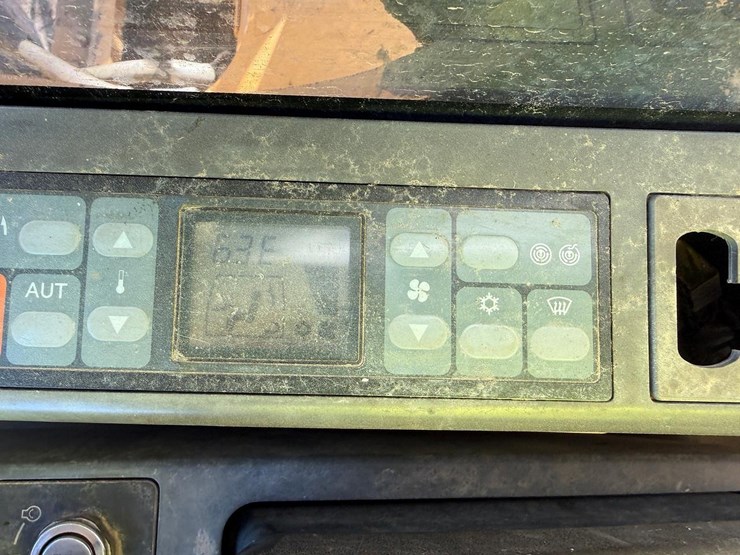 2005-caterpillar-320cl-image-29