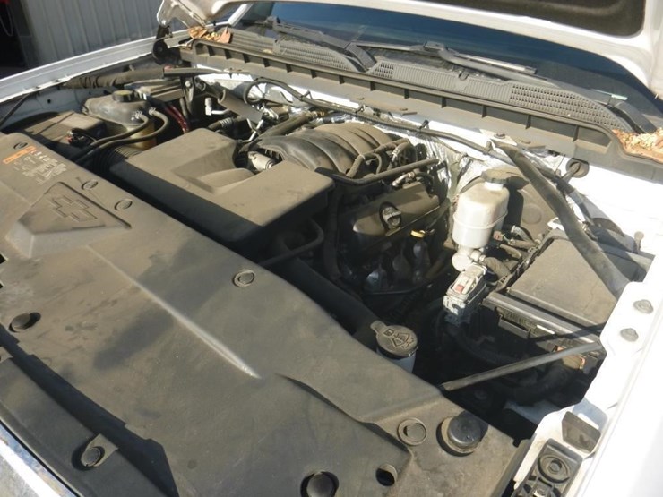 2018-chevrolet-1500-image-8