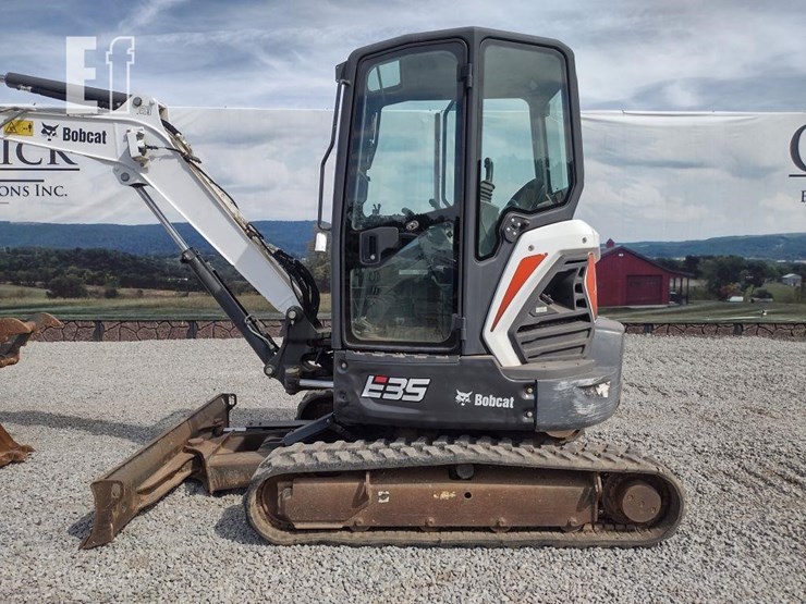2019-bobcat-e35-image-13