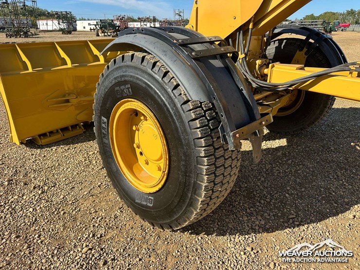 caterpillar-140m-image-24