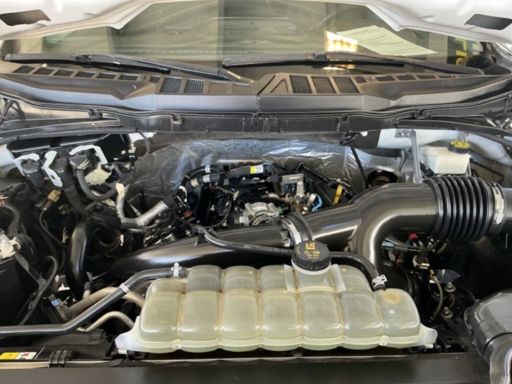 2021-ford-f150-image-10