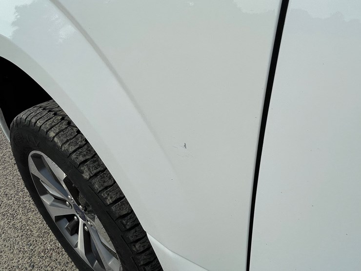 2020-ford-f150-image-13