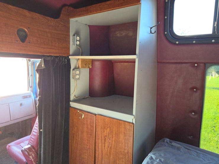 2001-western-star-4964ex-image-67
