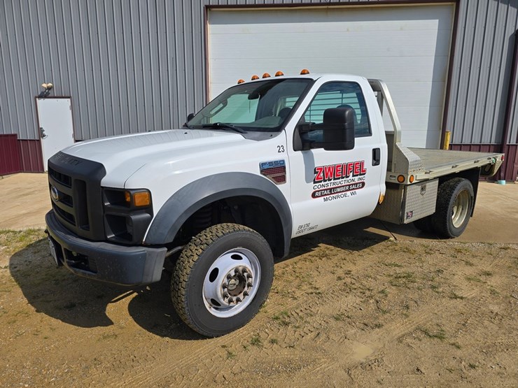 2008-ford-f550-image-1