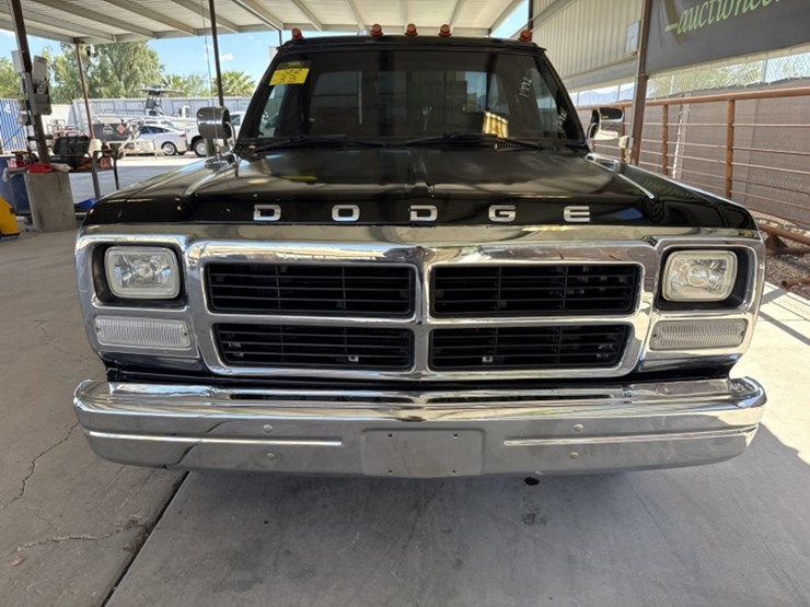 1992-dodge-d350-p/u-image-3