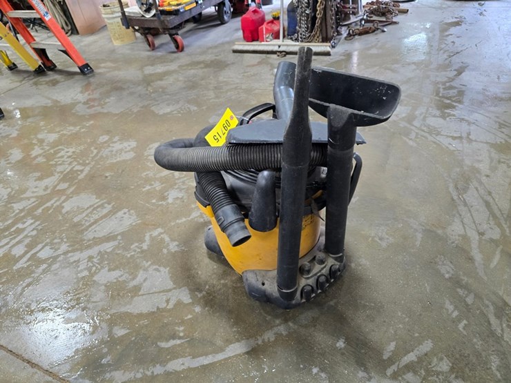 #9715-•-shop-vac-12-gallon-shop-vac-image-3