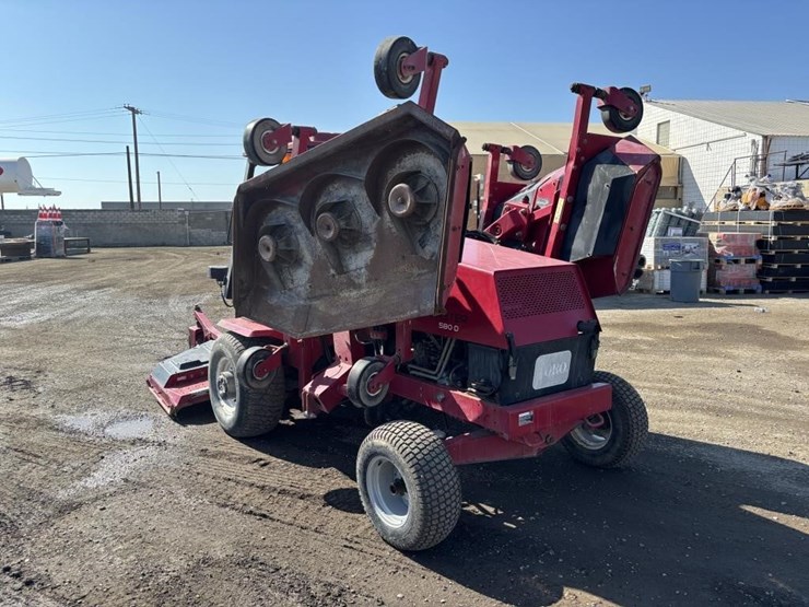 toro-groundsmaster-580d-image-4