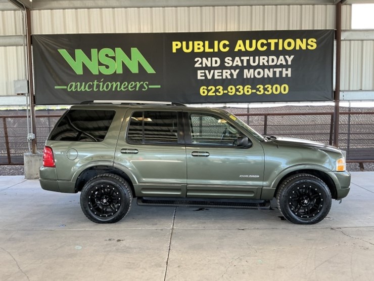 2002-ford-explorer-image-1