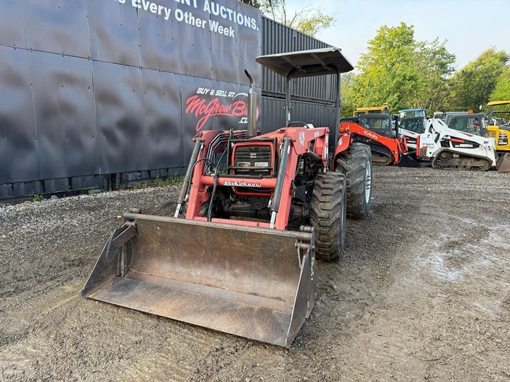 massey-ferguson-451-image-8