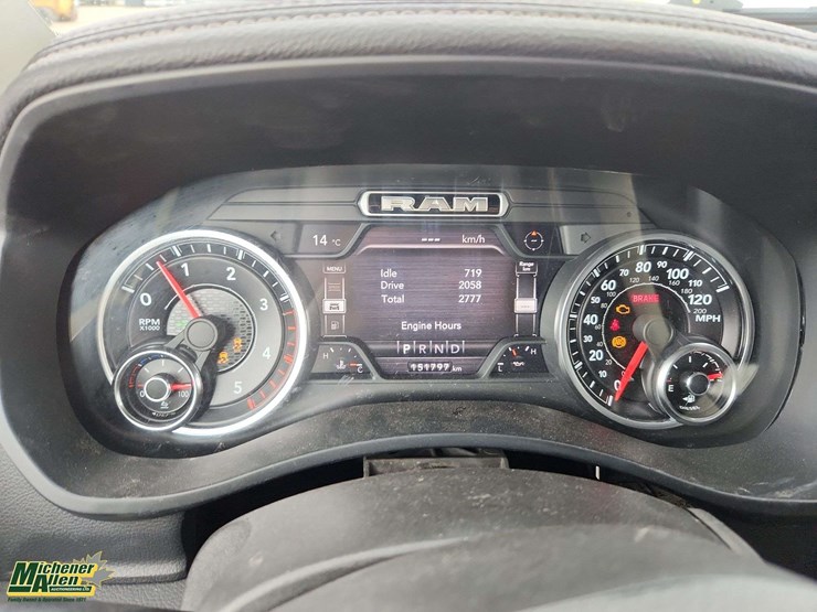 2020-ram-5500-laramie-image-18