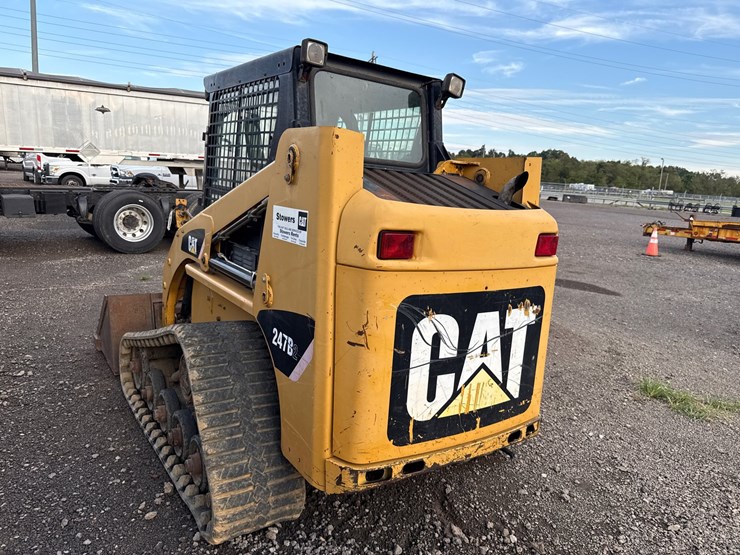 caterpillar-247b2-image-7