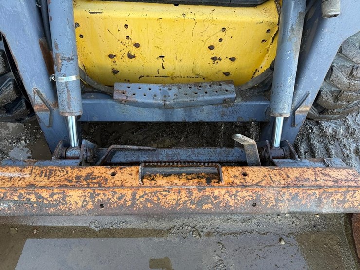 new-holland-ls170-image-10