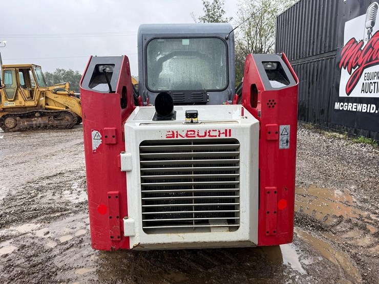 2012-takeuchi-tl250-image-3