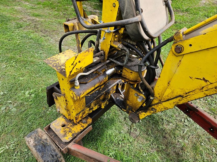 #8742-•-davis-3pt/skid-steer-backhoe-image-12
