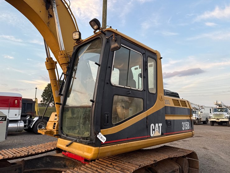 caterpillar-315bl-image-15
