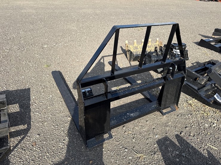 #1092-•-48"-skid-steer-pallet-forks-image-2