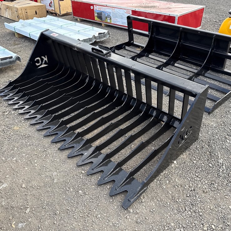 #1002 • 76" SKID STEER SKELETON BUCKET