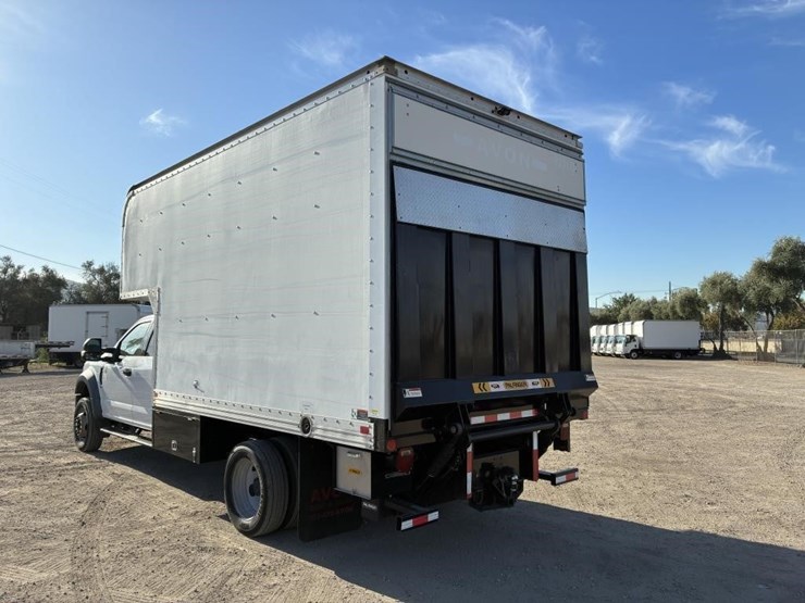2018-ford-f550-xlt-image-4