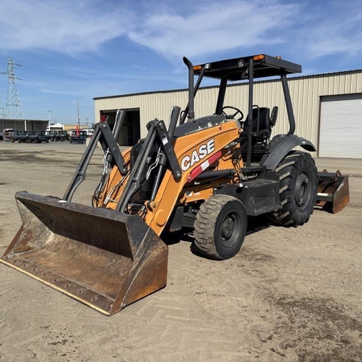 2021 CASE 570N EP
