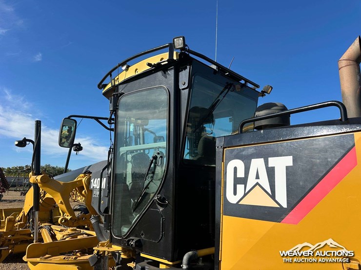 caterpillar-140m-image-69