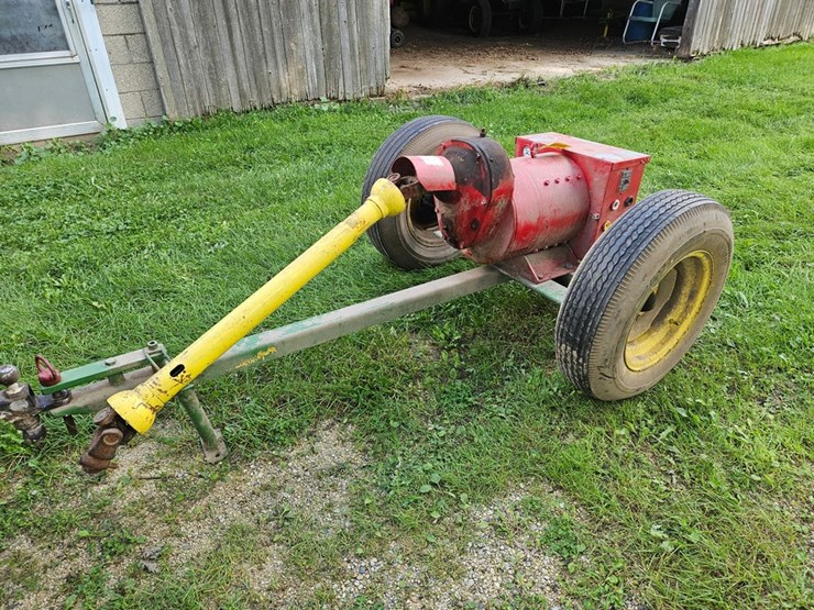 #8717-•-winpower-towable-generator-image-1