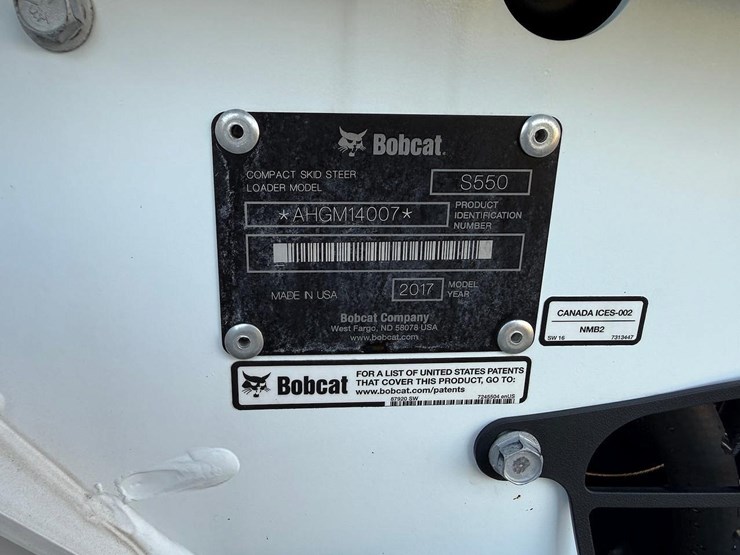 2017-bobcat-s550-image-22