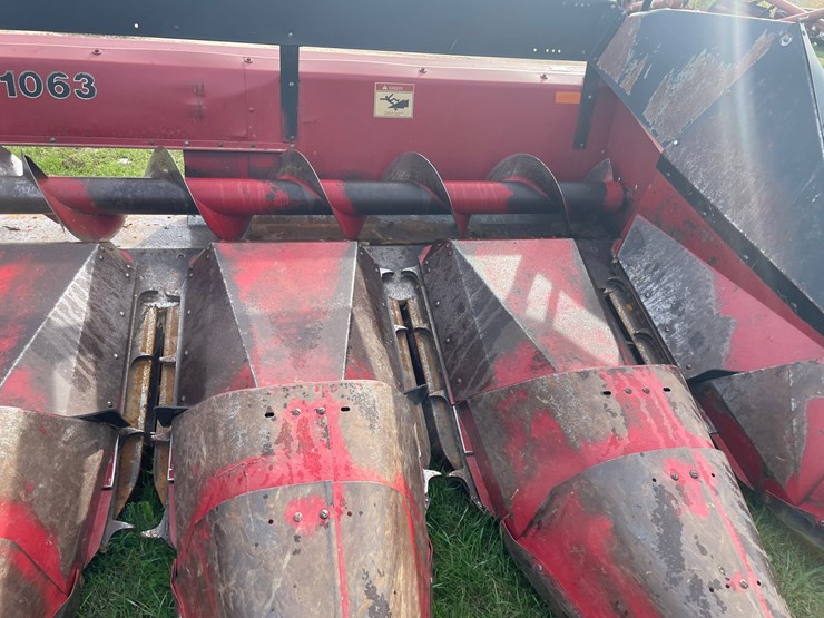 case-ih-1063-image-6