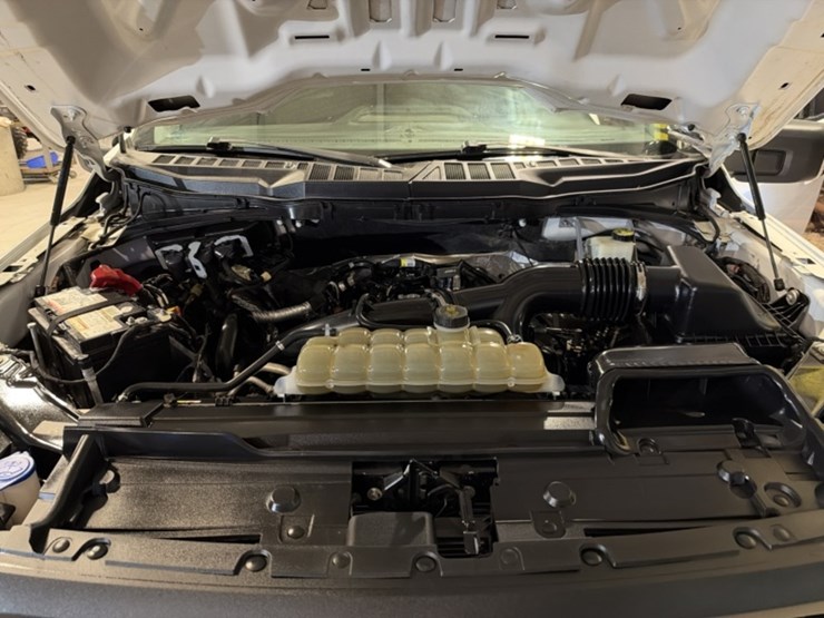 2023-ford-f150-image-11