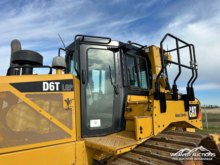 2018-caterpillar-d6t-lgp-image-86