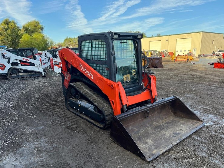 kubota-svl65-2-image-9